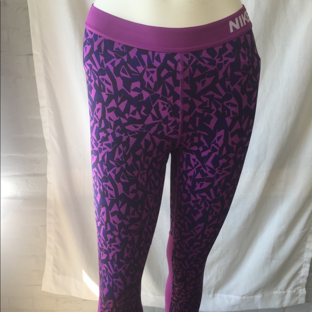 Nike pro Capri size medium workout